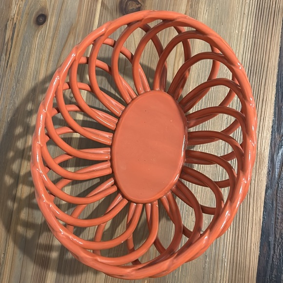 Eucalyptus stoneware pottery fruit bowl, woven color terracotta bread basket - Picture 3 of 5